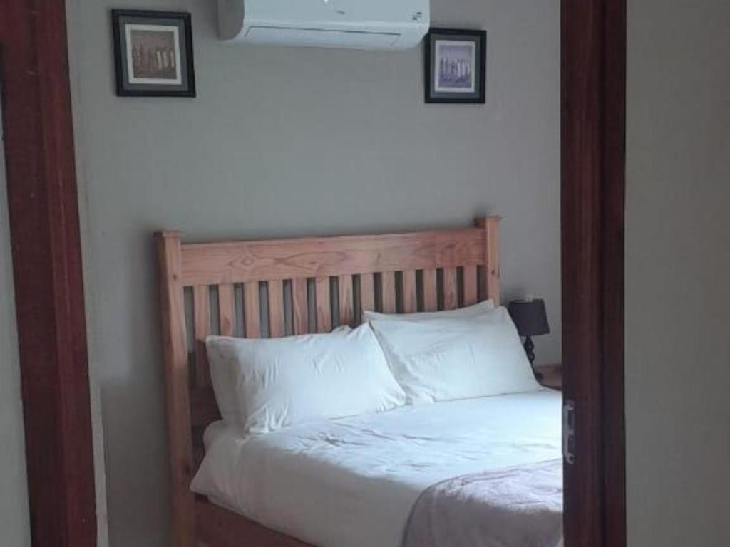 Port St Johns River Lodge Port Saint John's Екстер'єр фото